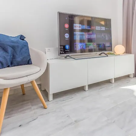 Gran Calahonda 2br 2ba With Terrace Wifi/ac/pool Sitio de Calahonda