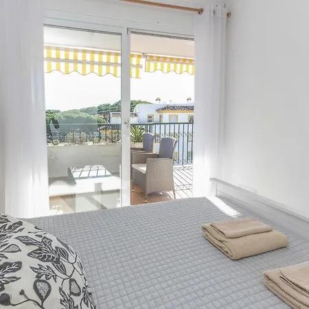 Gran Calahonda 2br 2ba With Terrace Wifi/ac/pool * Sitio de Calahonda